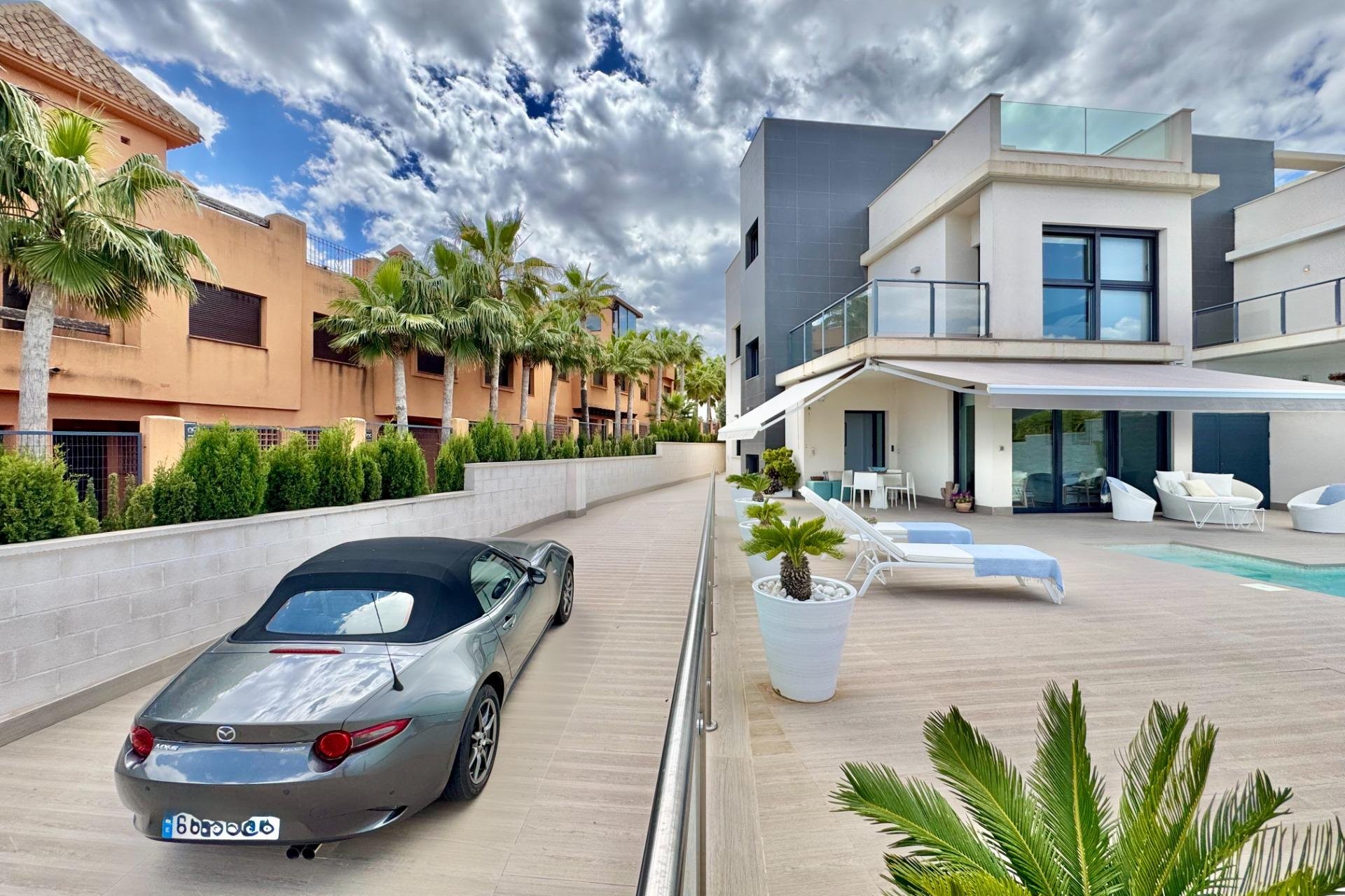 Herverkoop - Villa -
San Miguel de Salinas - Bellavista