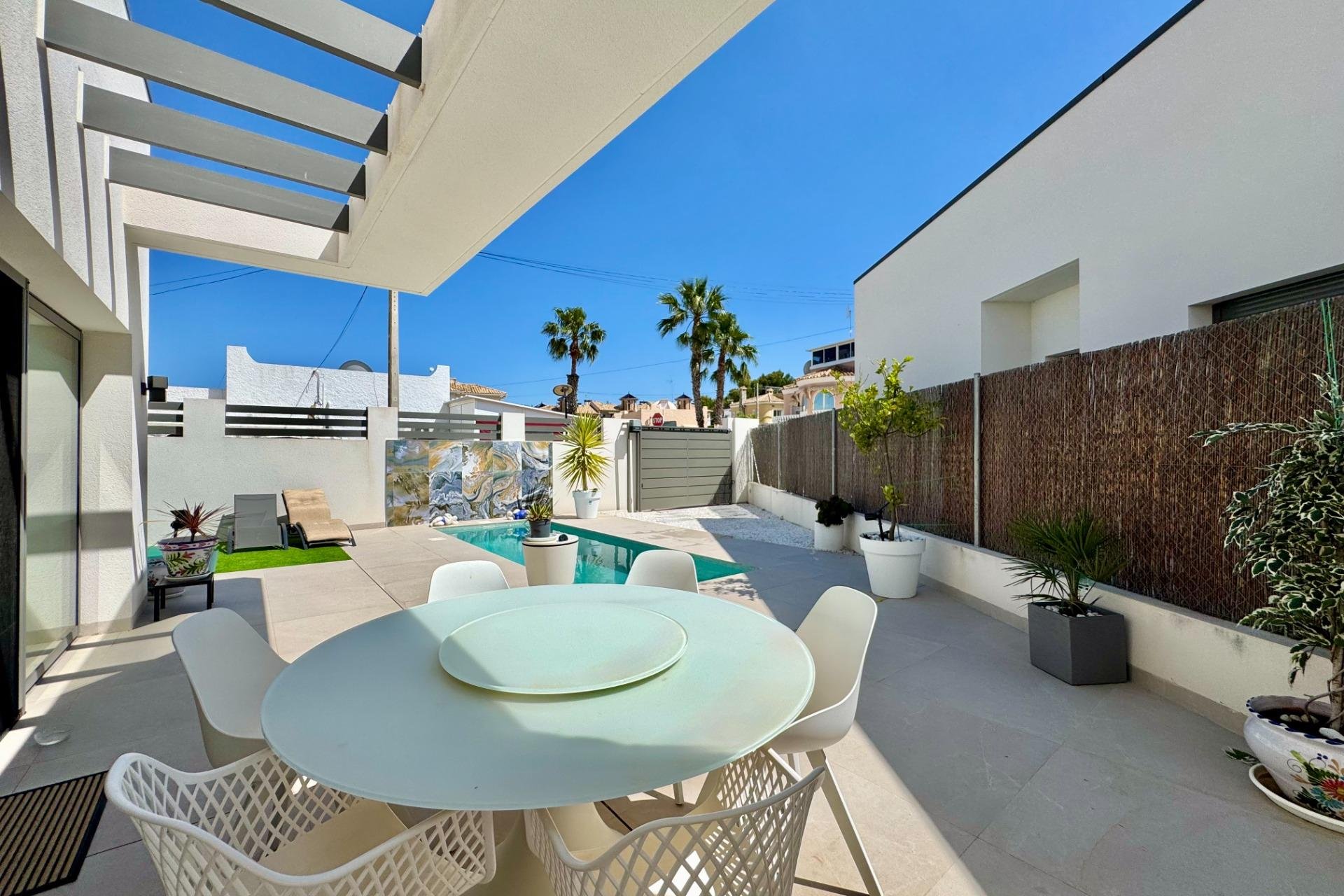 Herverkoop - Villa -
San Miguel de Salinas - Blue Lagoon - Galán