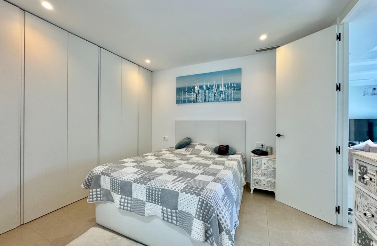 Herverkoop - Villa -
San Miguel de Salinas - Blue Lagoon - Galán