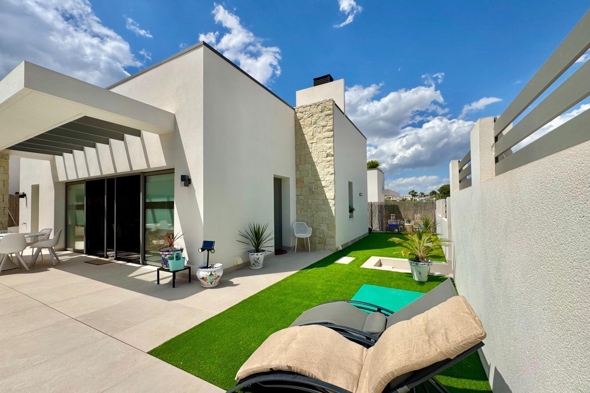 Herverkoop - Villa -
San Miguel de Salinas - Blue Lagoon - Galán