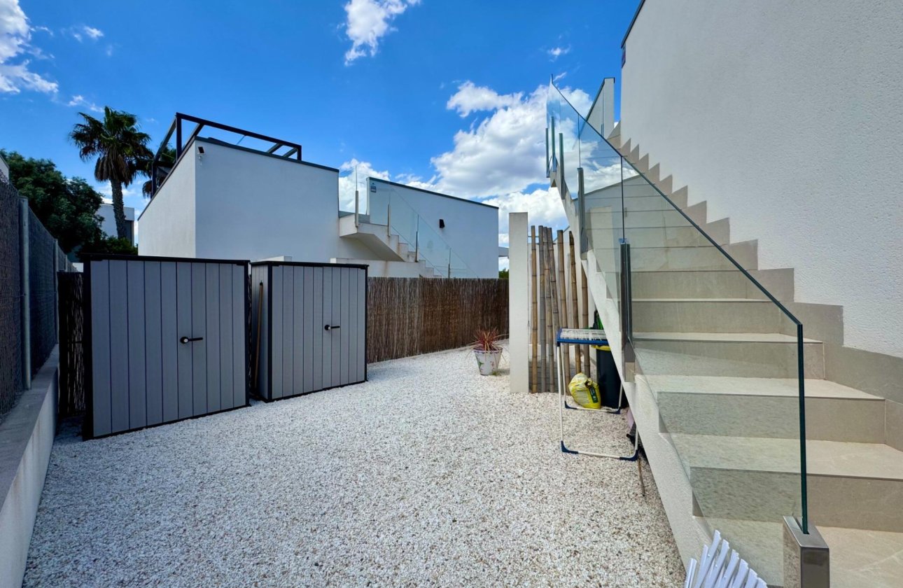 Herverkoop - Villa -
San Miguel de Salinas - Blue Lagoon - Galán