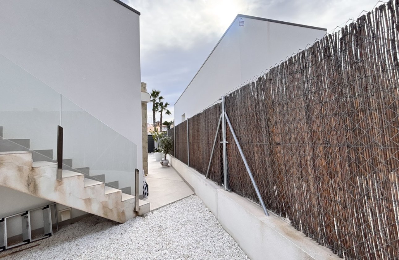 Herverkoop - Villa -
San Miguel de Salinas - Costa Blanca