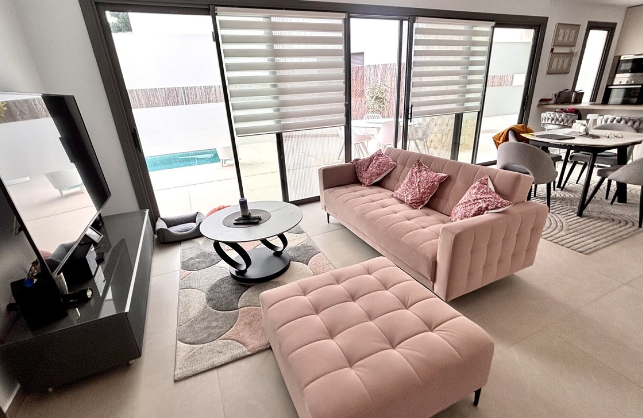 Herverkoop - Villa -
San Miguel de Salinas - Costa Blanca