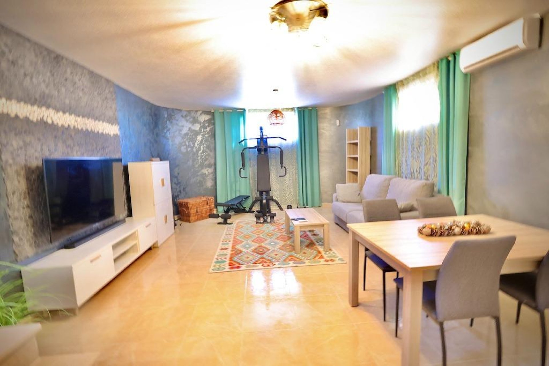 Herverkoop - Villa -
San Miguel de Salinas - Inland