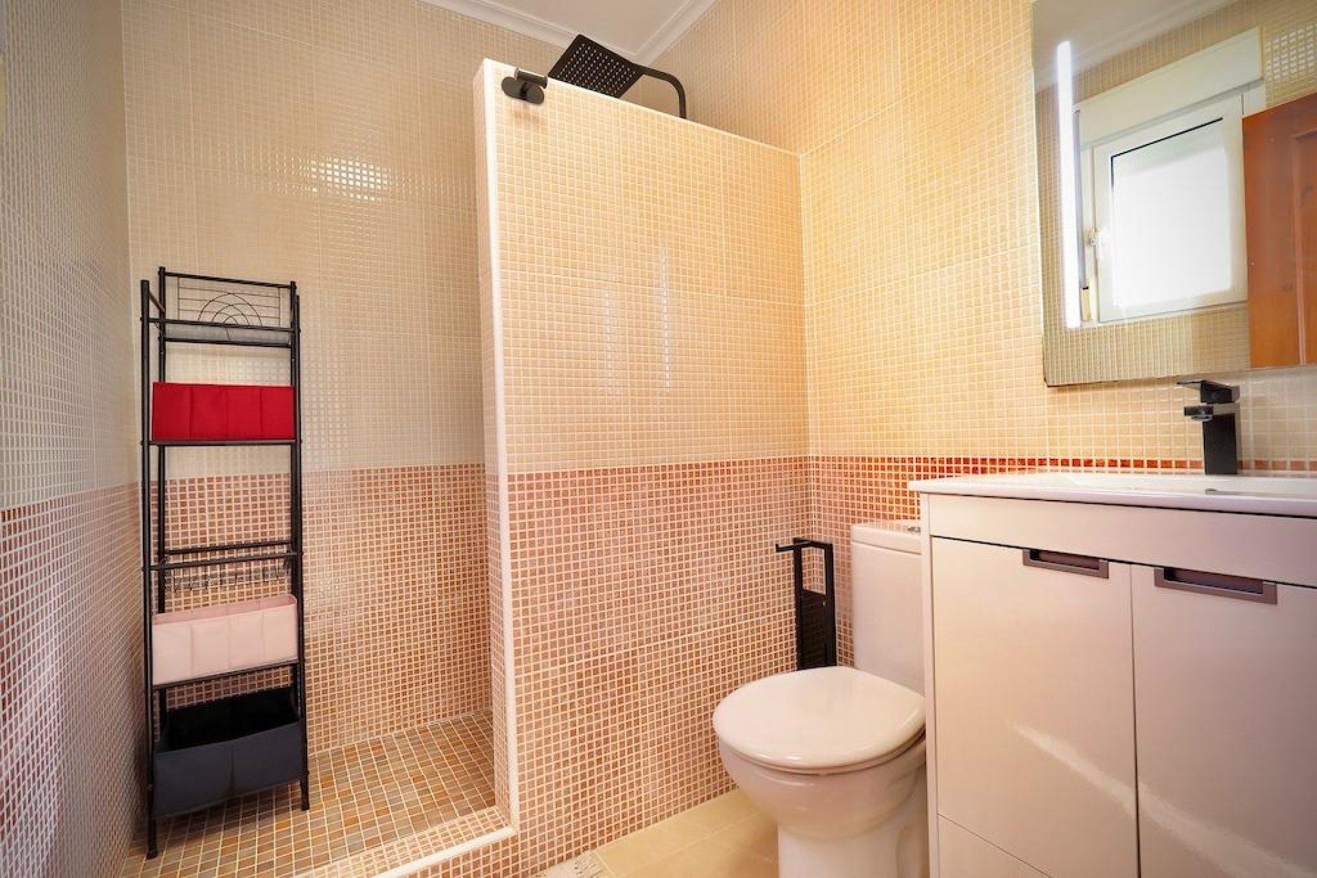 Herverkoop - Villa -
San Miguel de Salinas - Inland