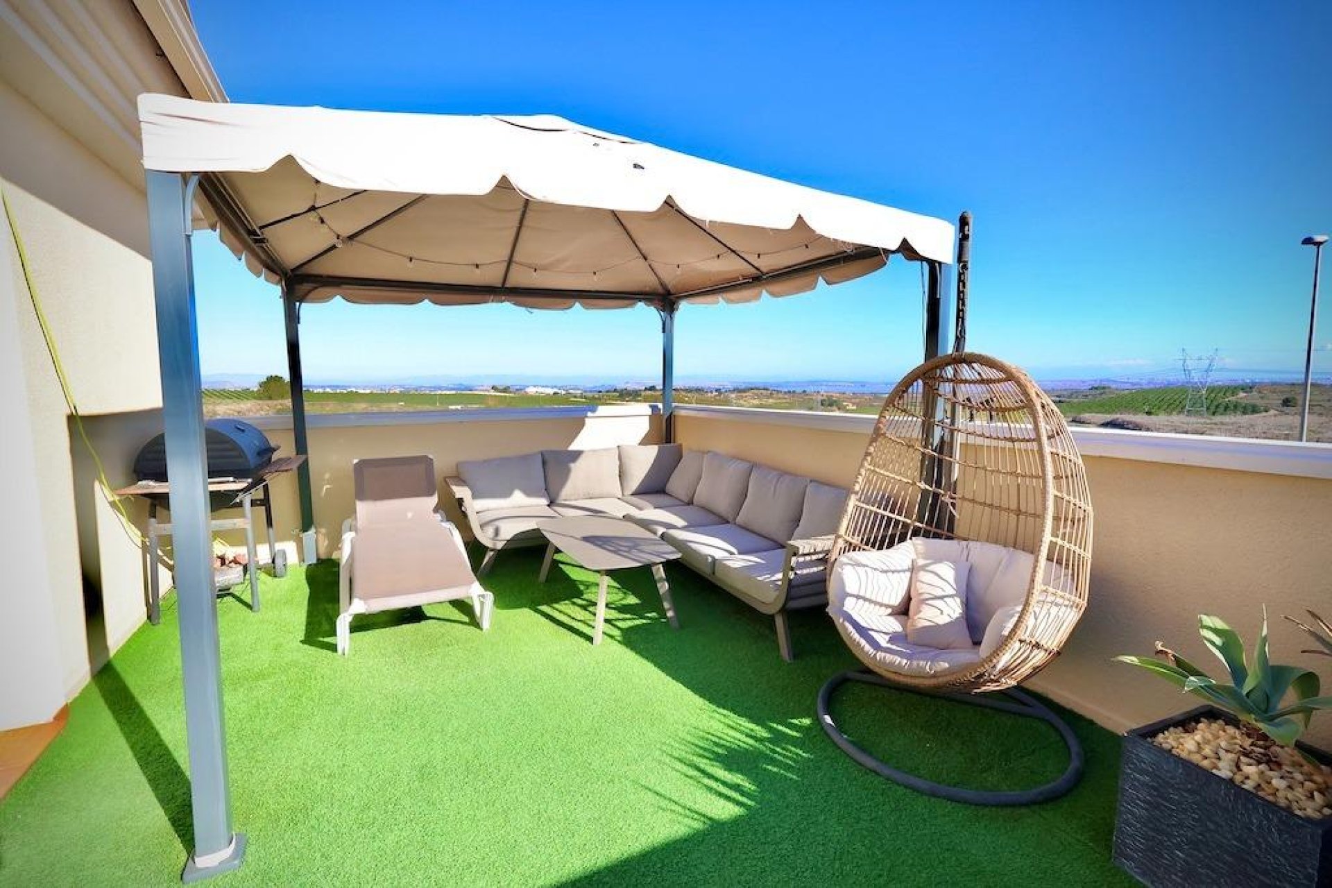 Herverkoop - Villa -
San Miguel de Salinas - Inland