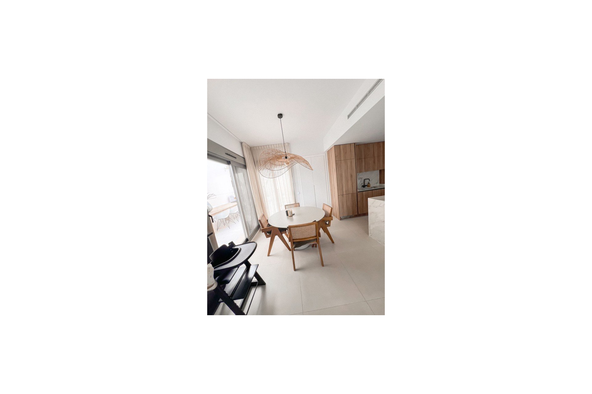 Herverkoop - Villa -
San Miguel de Salinas - Inland