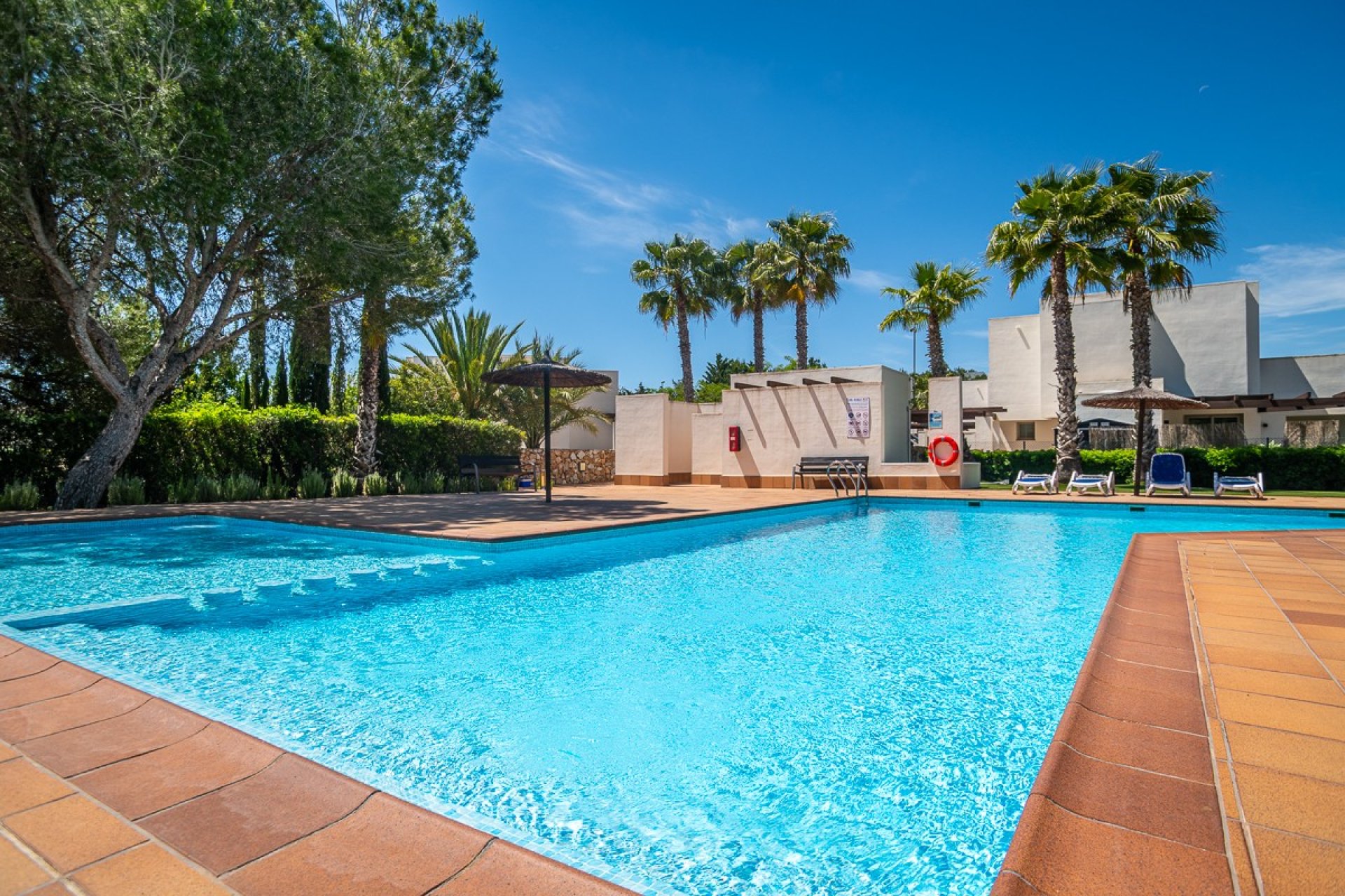 Herverkoop - Villa -
San Miguel de Salinas - Inland