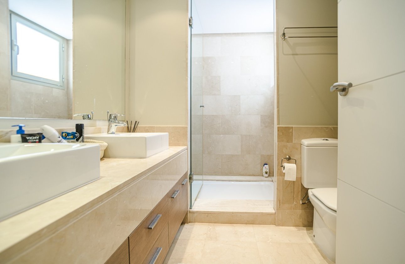 Herverkoop - Villa -
San Miguel de Salinas - Inland