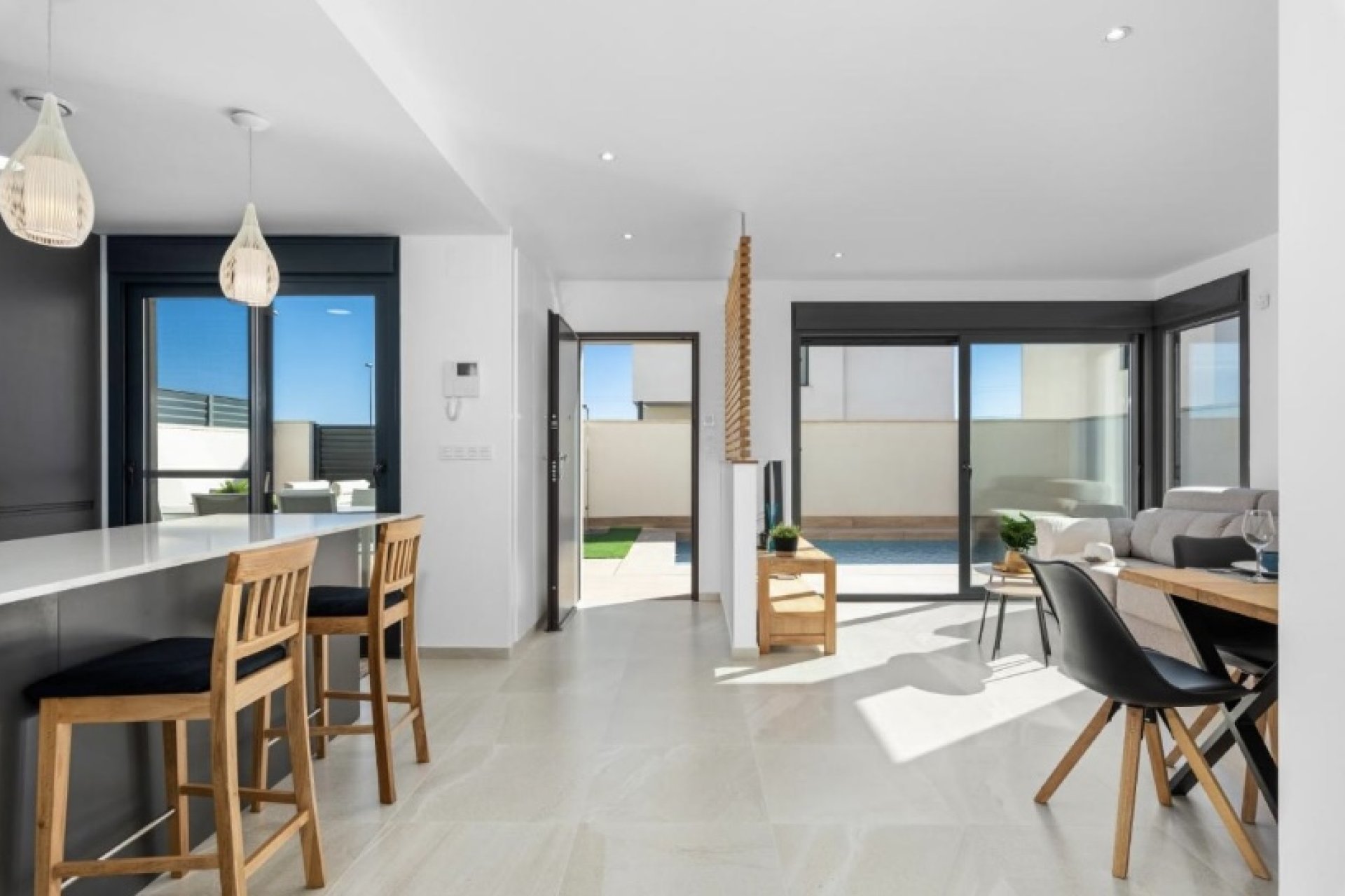 Herverkoop - Villa -
San Miguel de Salinas - Inland