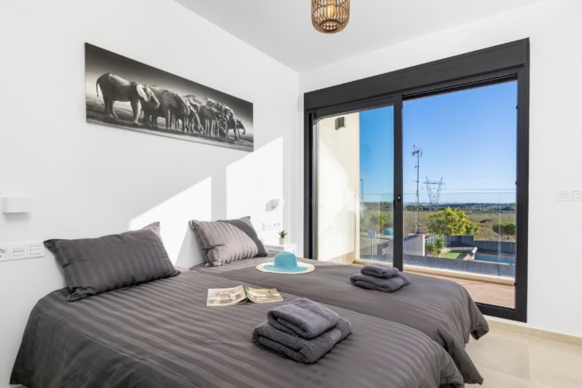 Herverkoop - Villa -
San Miguel de Salinas - Inland