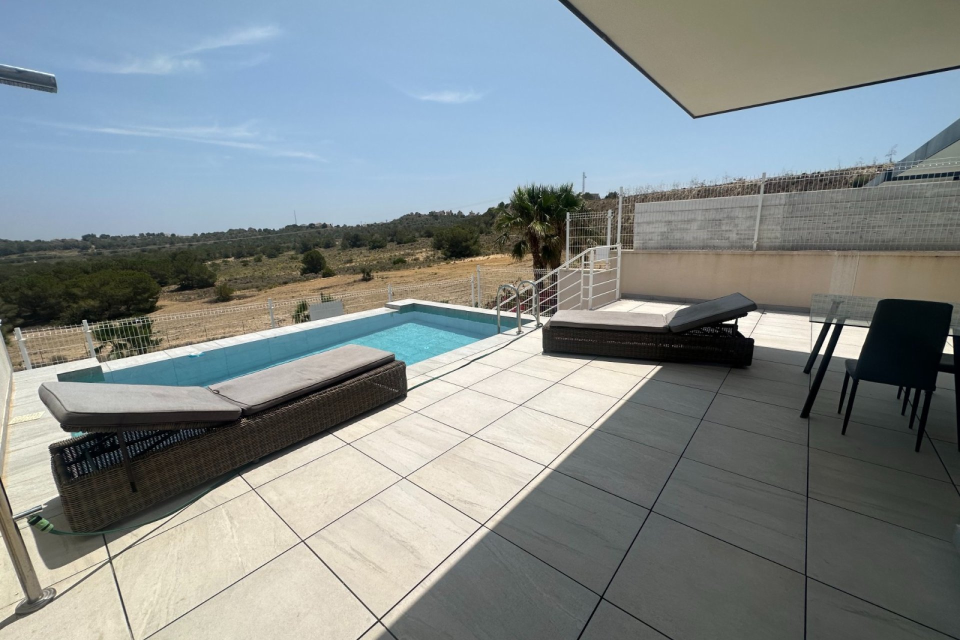 Herverkoop - Villa -
San Miguel de Salinas - Inland