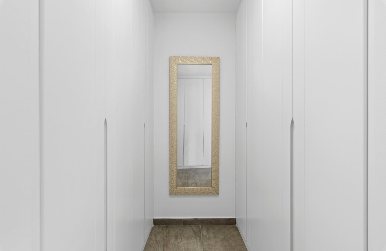 Herverkoop - Villa -
San Miguel de Salinas - Inland