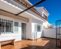 Herverkoop - Villa -
San Miguel de Salinas - Inland