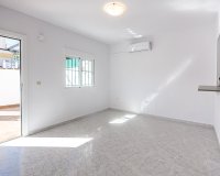 Herverkoop - Villa -
San Miguel de Salinas - Inland