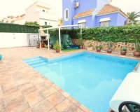 Herverkoop - Villa -
San Miguel de Salinas - Inland