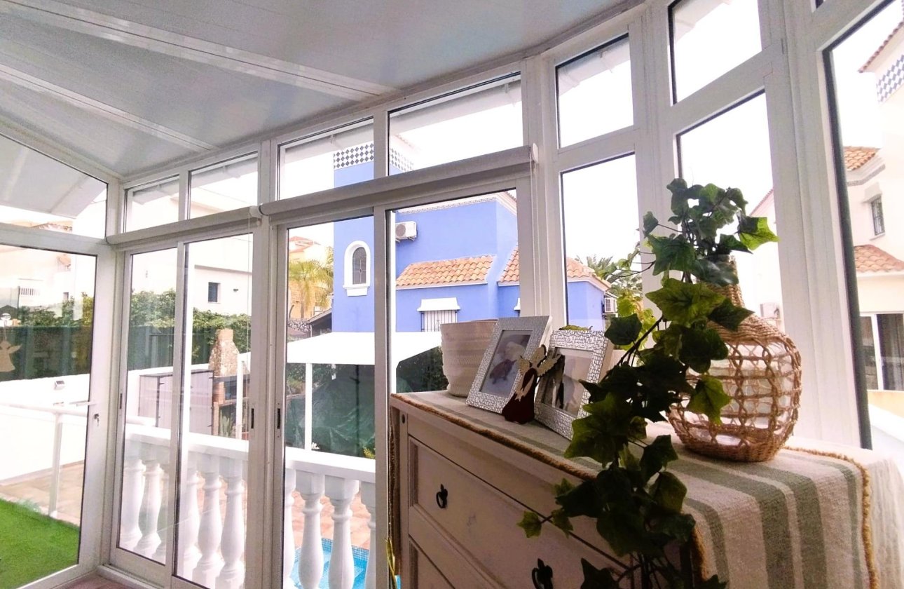 Herverkoop - Villa -
San Miguel de Salinas - Inland