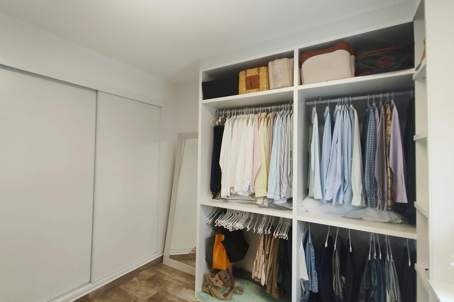 Herverkoop - Villa -
San Miguel de Salinas - Inland