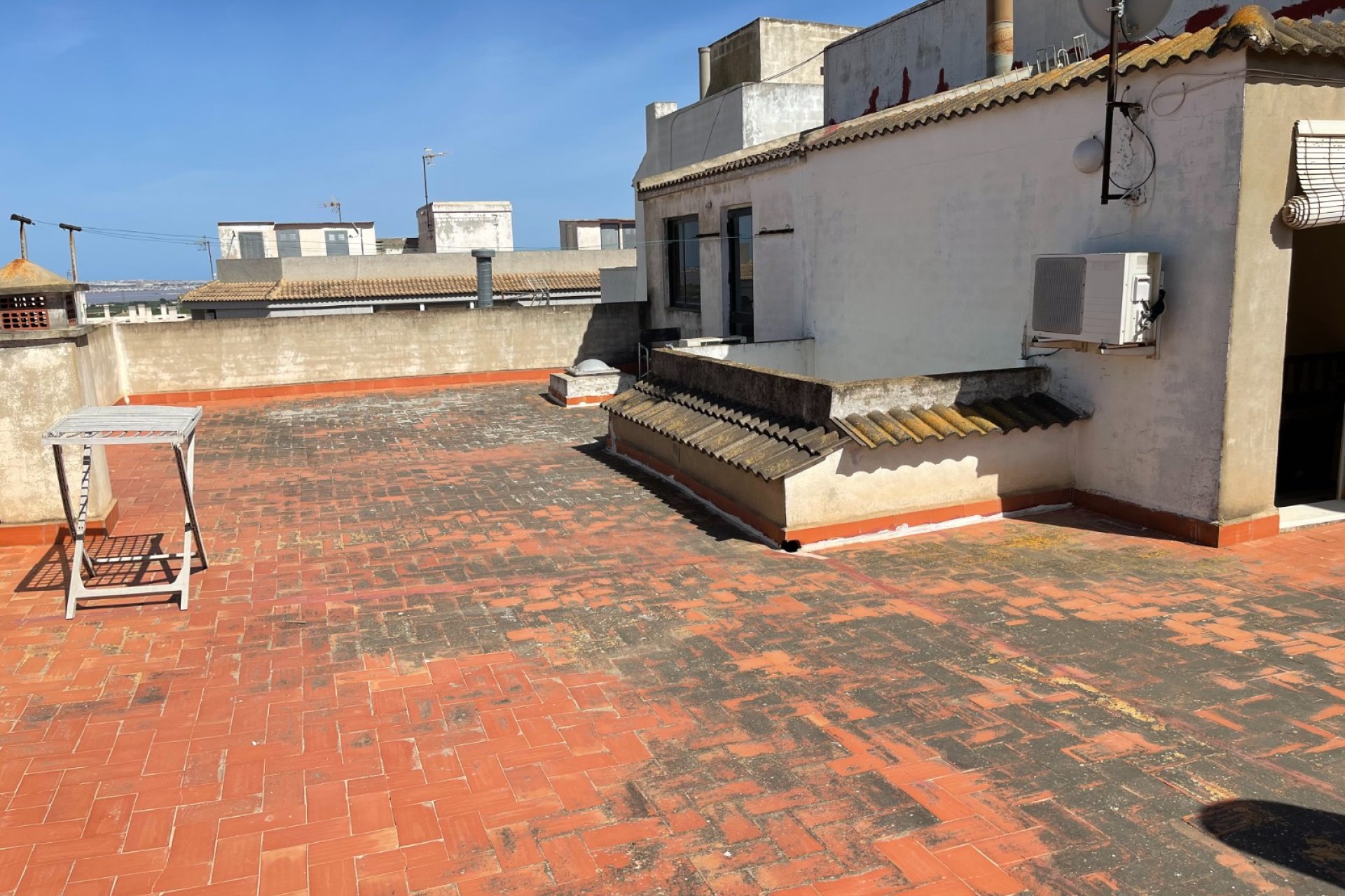 Herverkoop - Villa -
San Miguel de Salinas - Inland