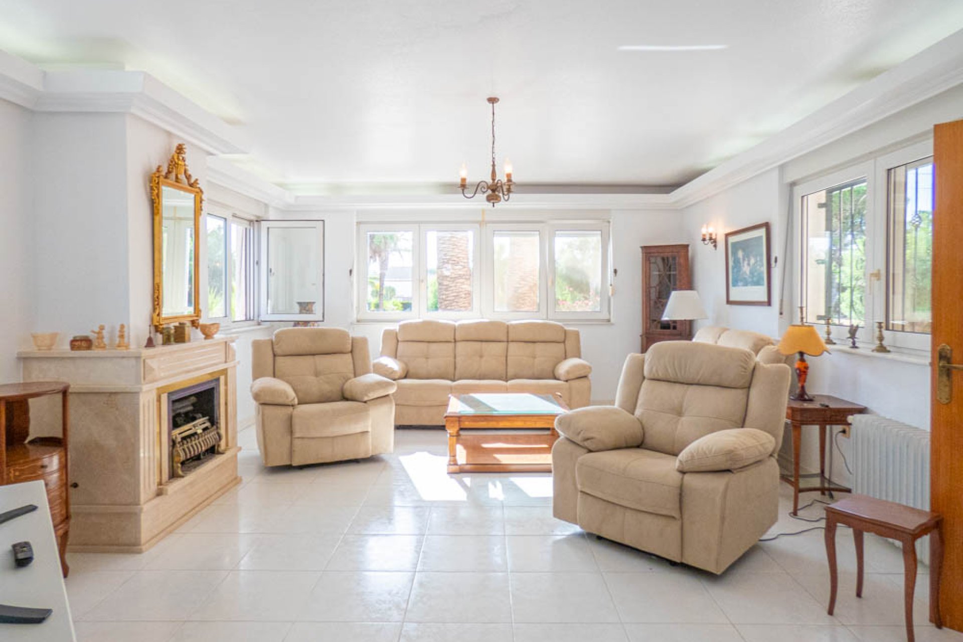 Herverkoop - Villa -
San Miguel de Salinas - Inland