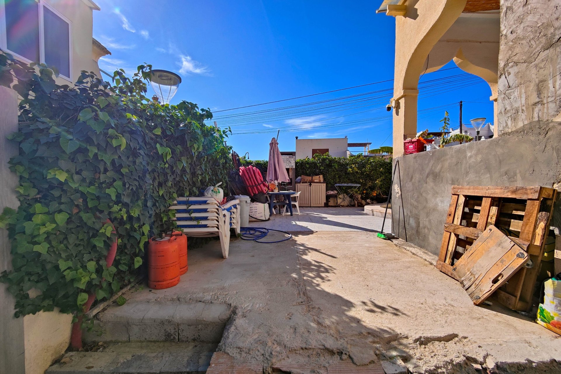 Herverkoop - Villa -
San Miguel de Salinas - Inland