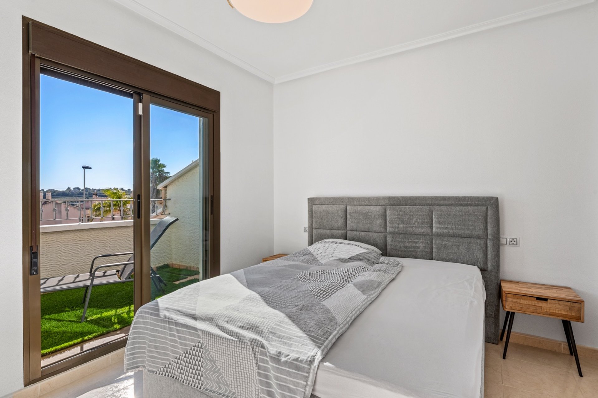 Herverkoop - Villa -
San Miguel de Salinas - Inland