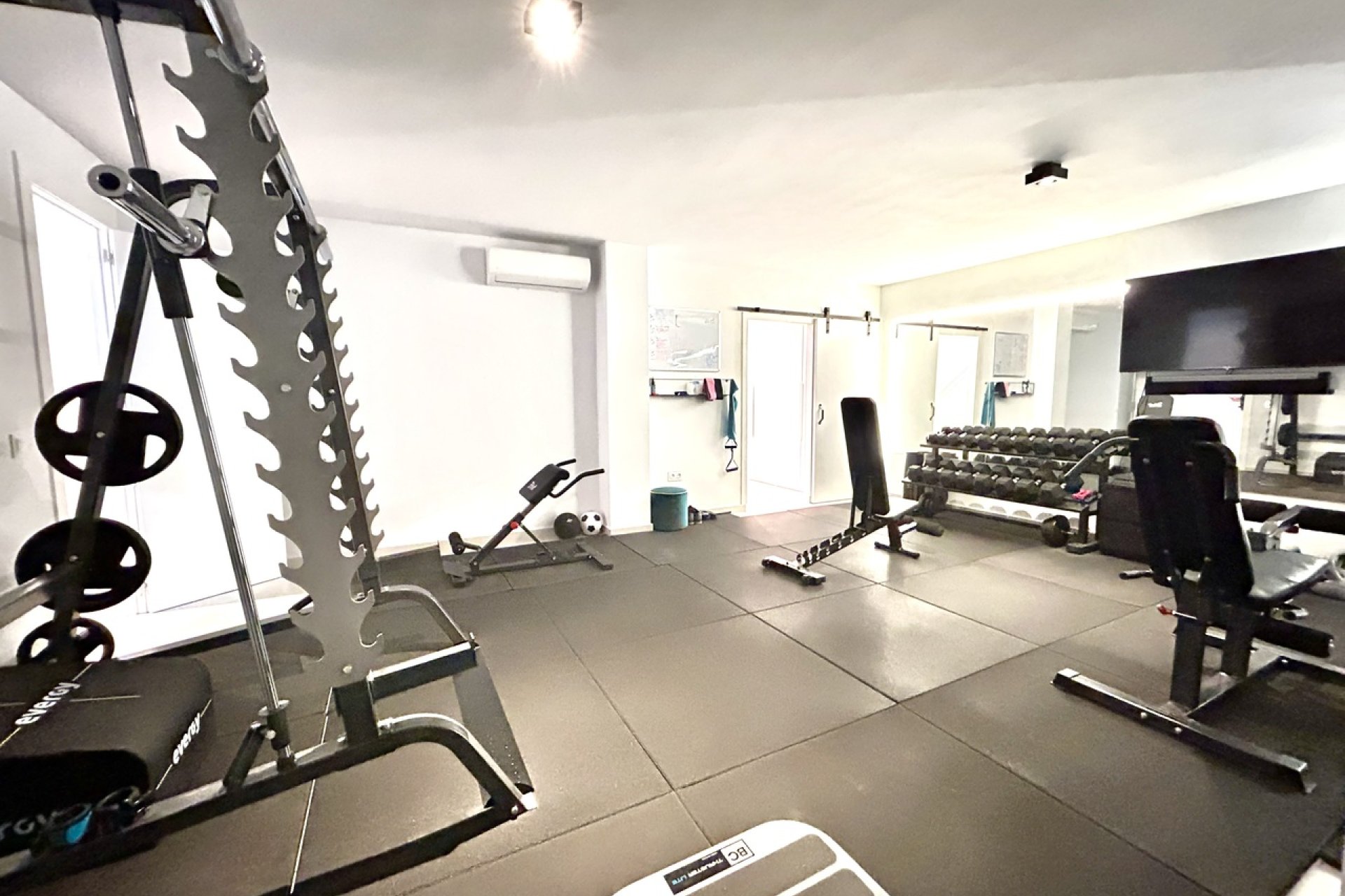 Herverkoop - Villa -
San Miguel de Salinas - Inland