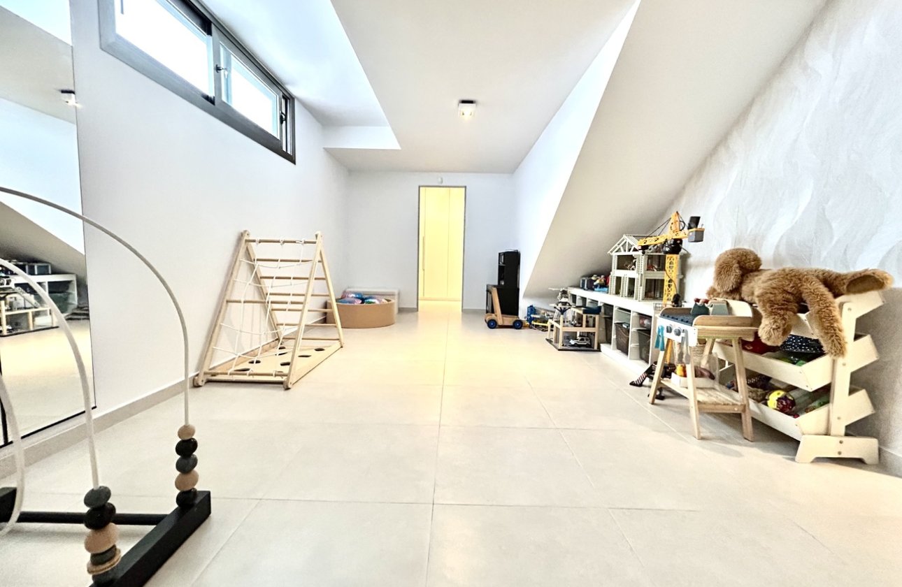 Herverkoop - Villa -
San Miguel de Salinas - Inland