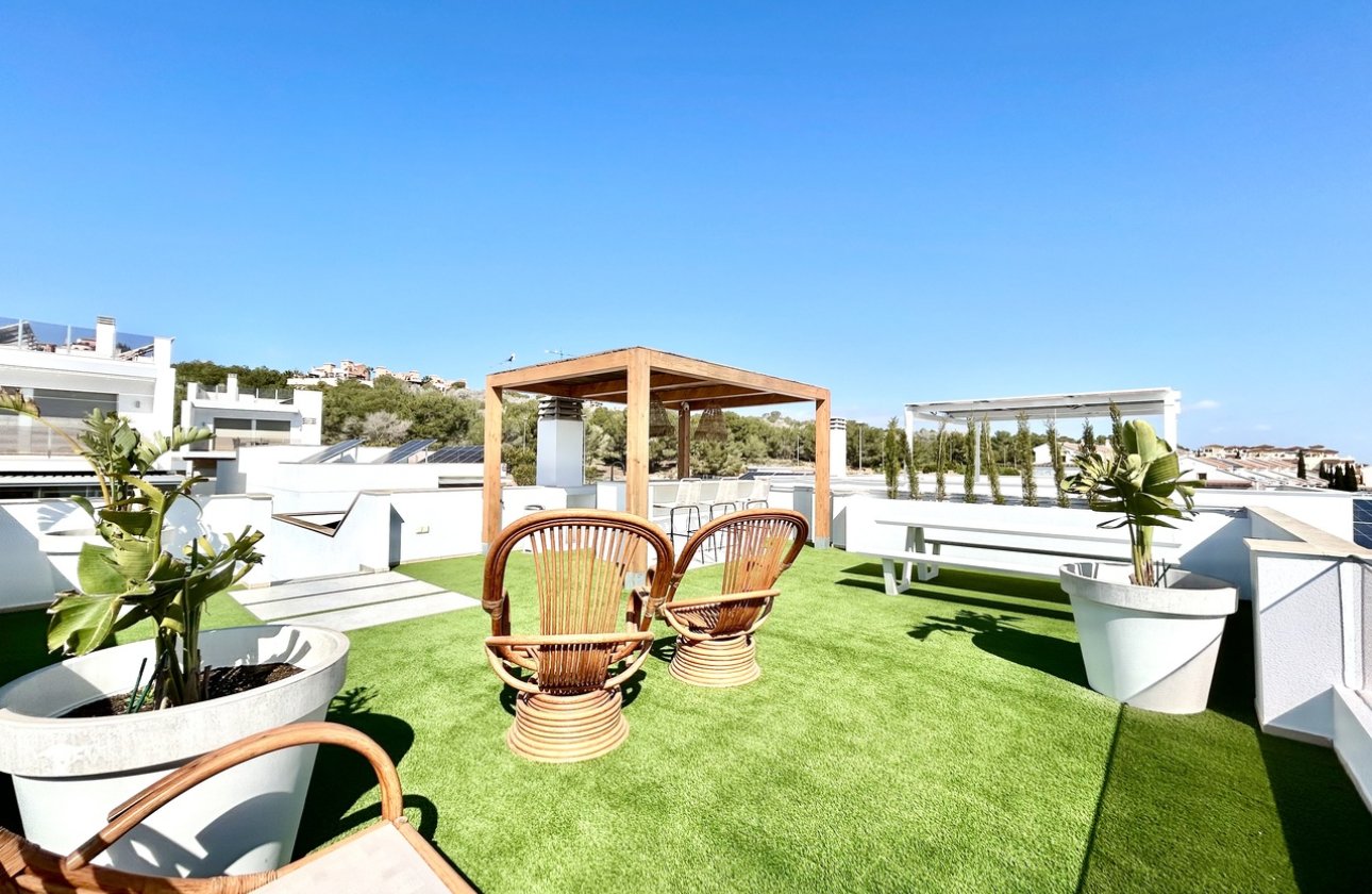 Herverkoop - Villa -
San Miguel de Salinas - Inland