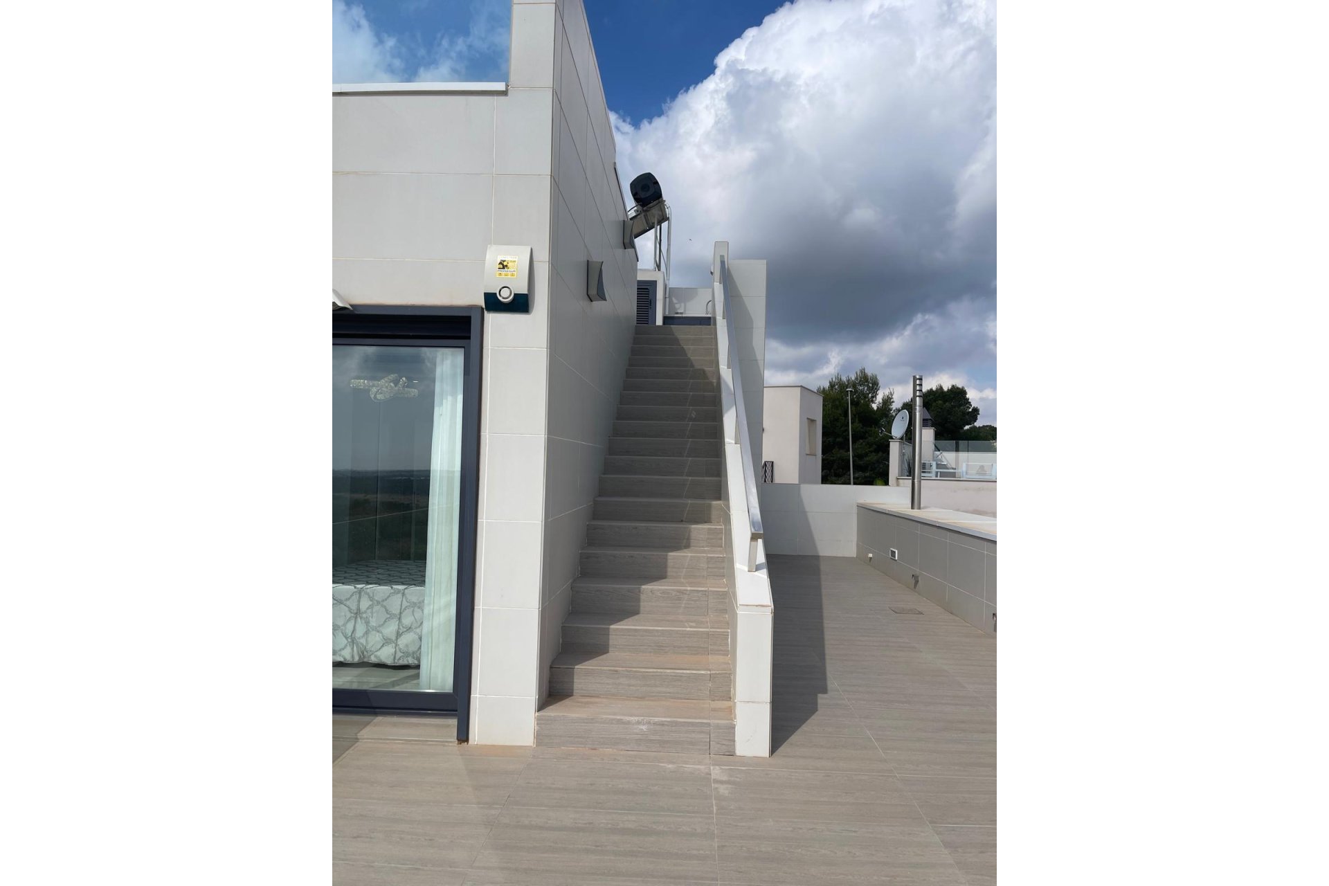 Herverkoop - Villa -
San Miguel de Salinas - Inland