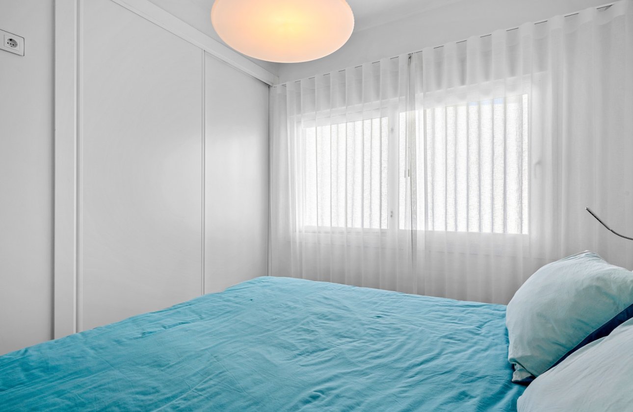 Herverkoop - Villa -
San Miguel de Salinas - Inland