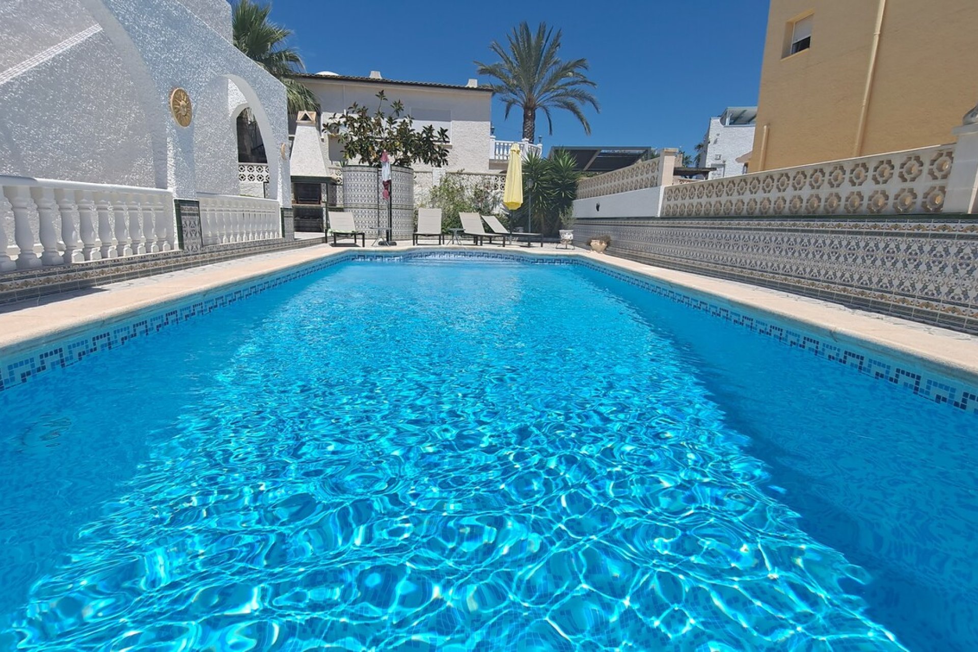 Herverkoop - Villa -
San Miguel de Salinas - Inland