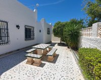 Herverkoop - Villa -
San Miguel de Salinas - Inland
