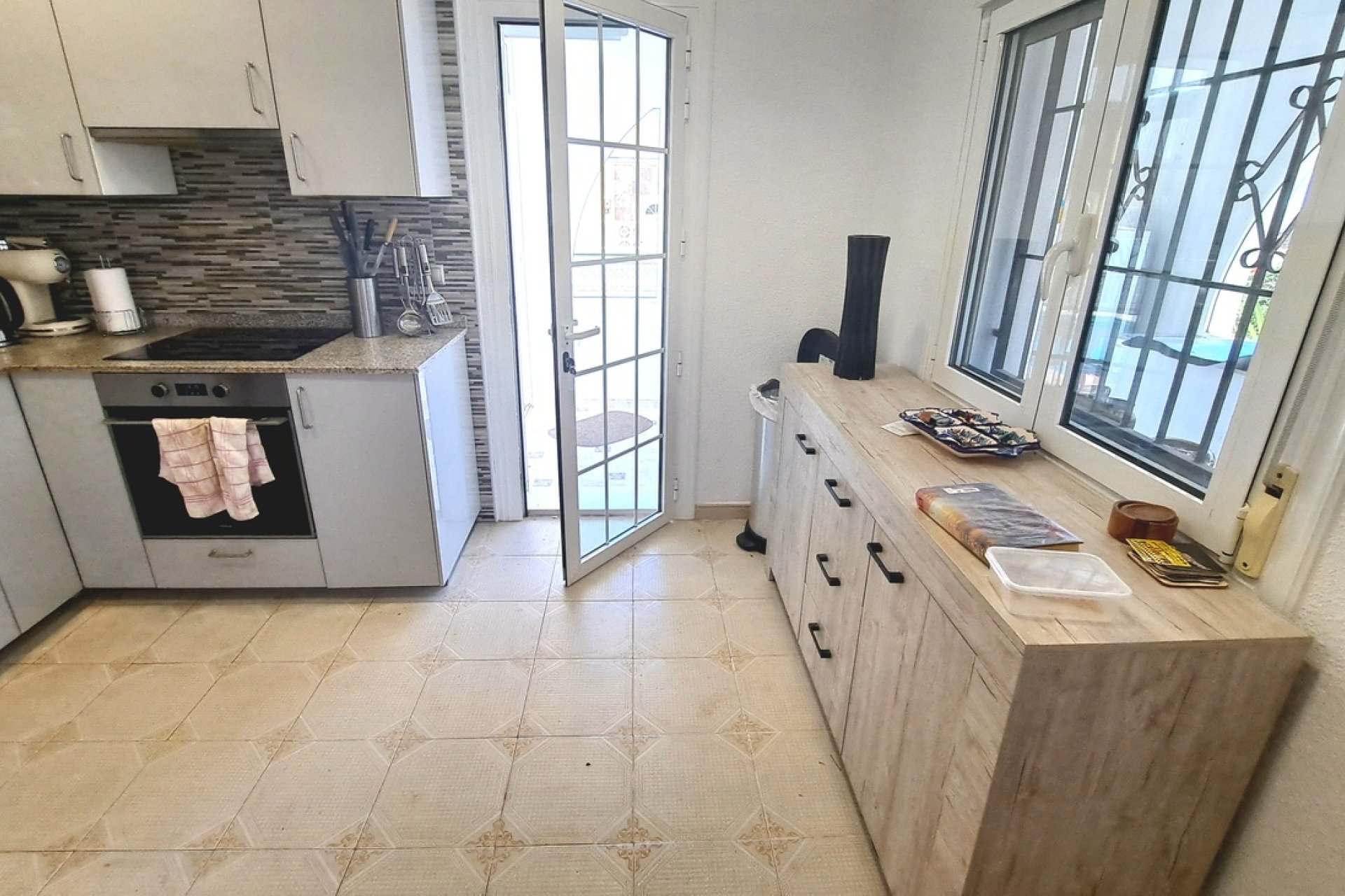 Herverkoop - Villa -
San Miguel de Salinas - Inland