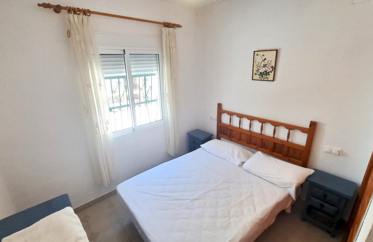 Herverkoop - Villa -
San Miguel de Salinas - Inland