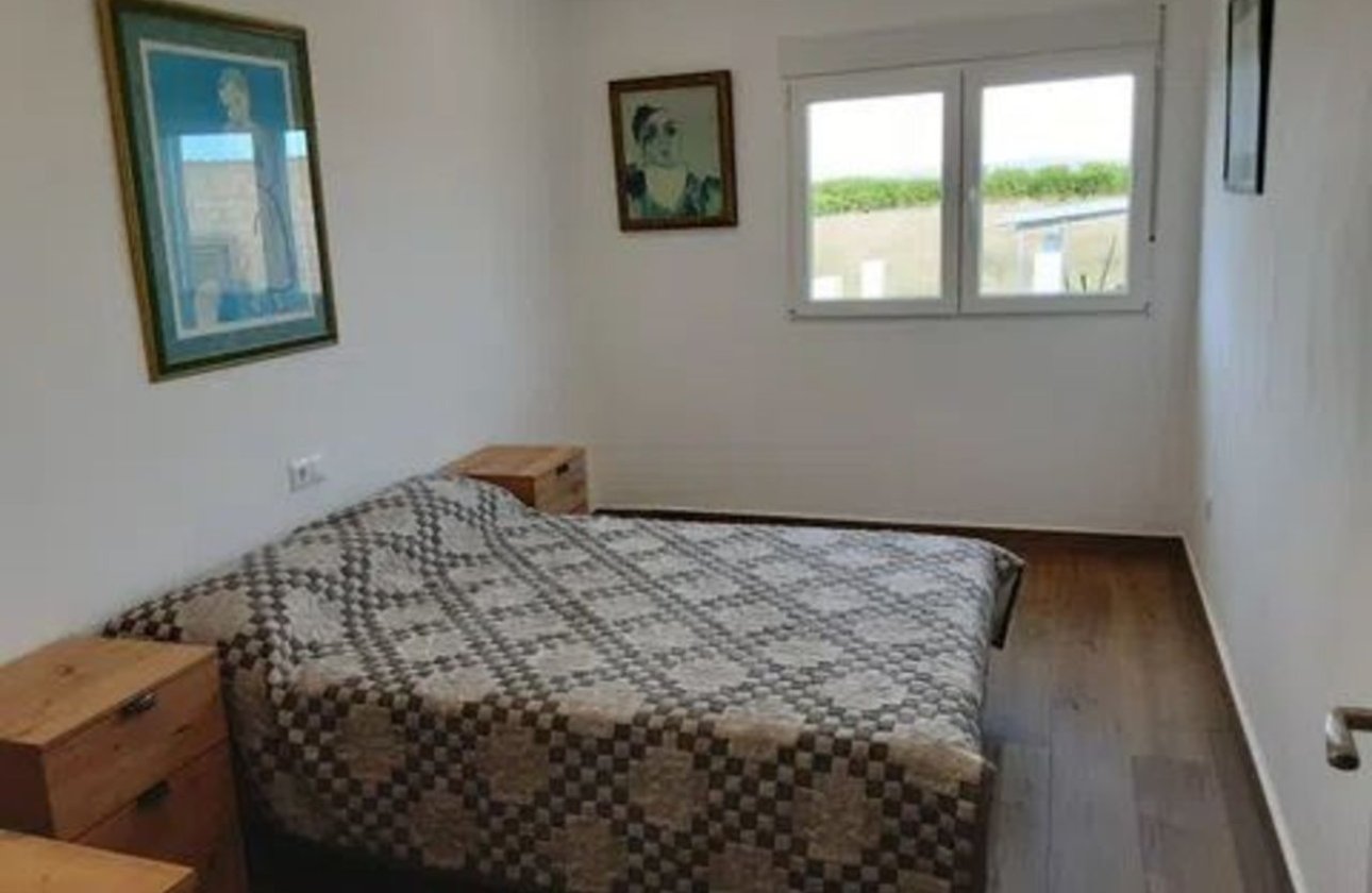 Herverkoop - Villa -
San Miguel de Salinas - Inland