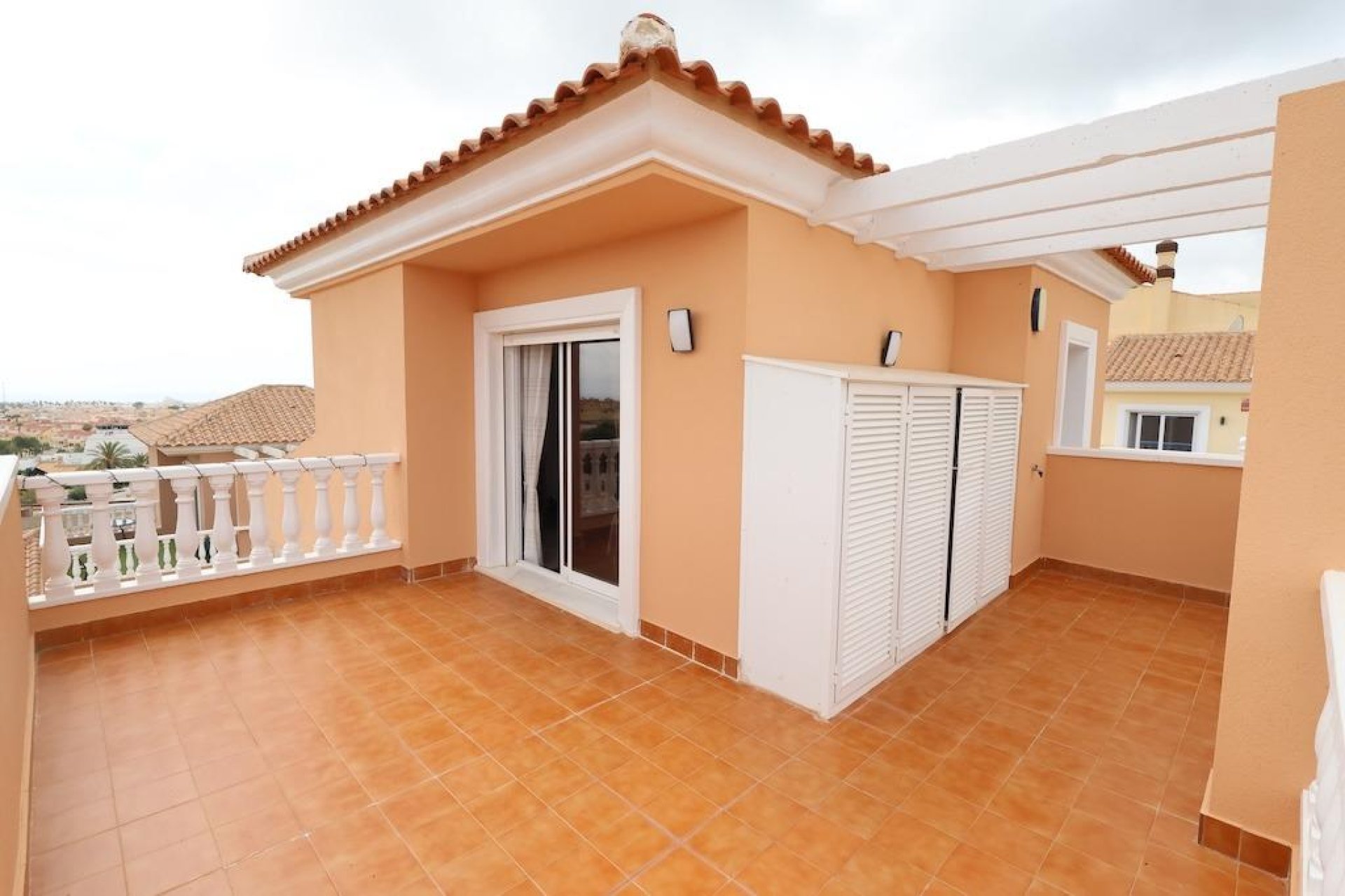 Herverkoop - Villa -
San Miguel de Salinas - Inland
