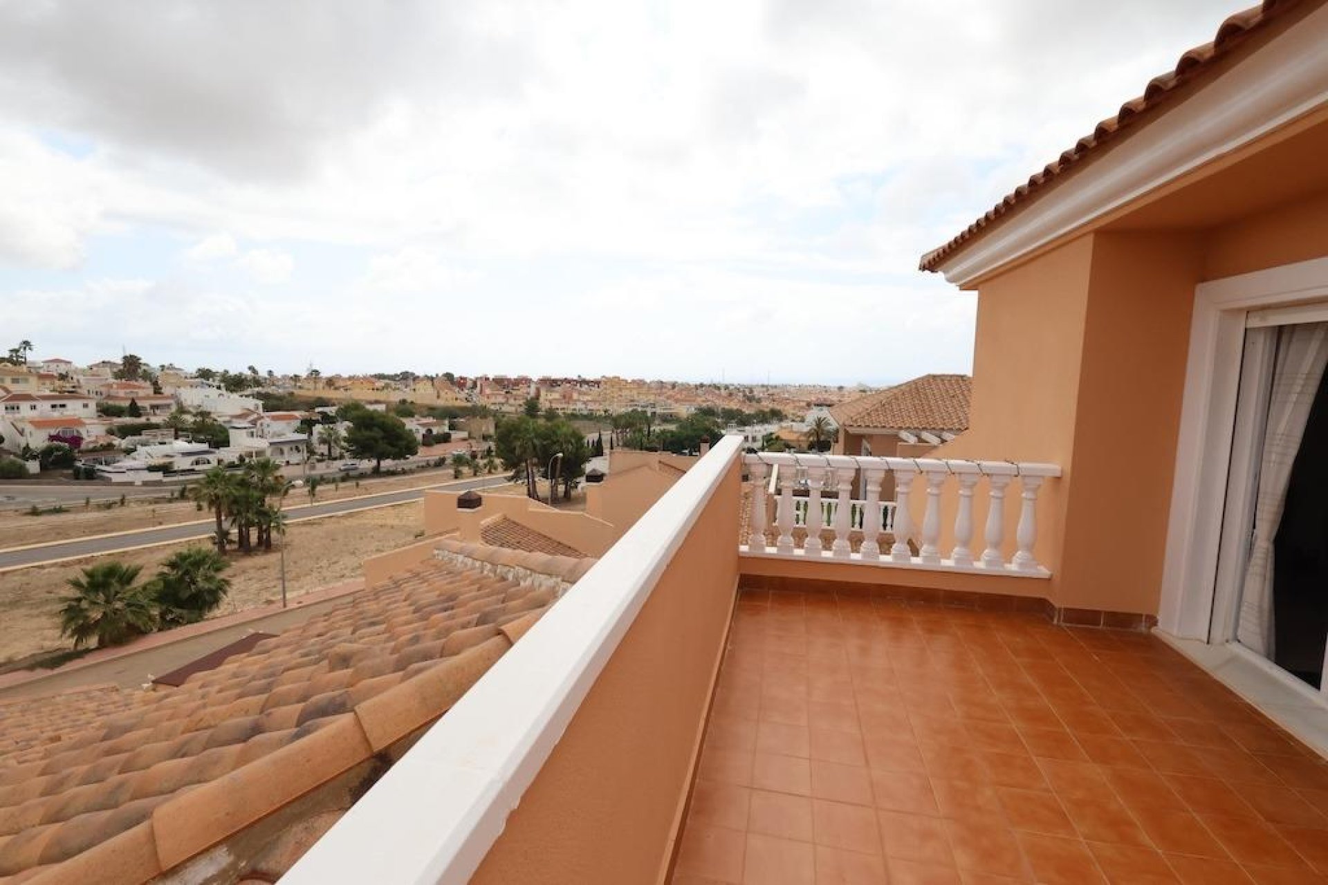 Herverkoop - Villa -
San Miguel de Salinas - Inland
