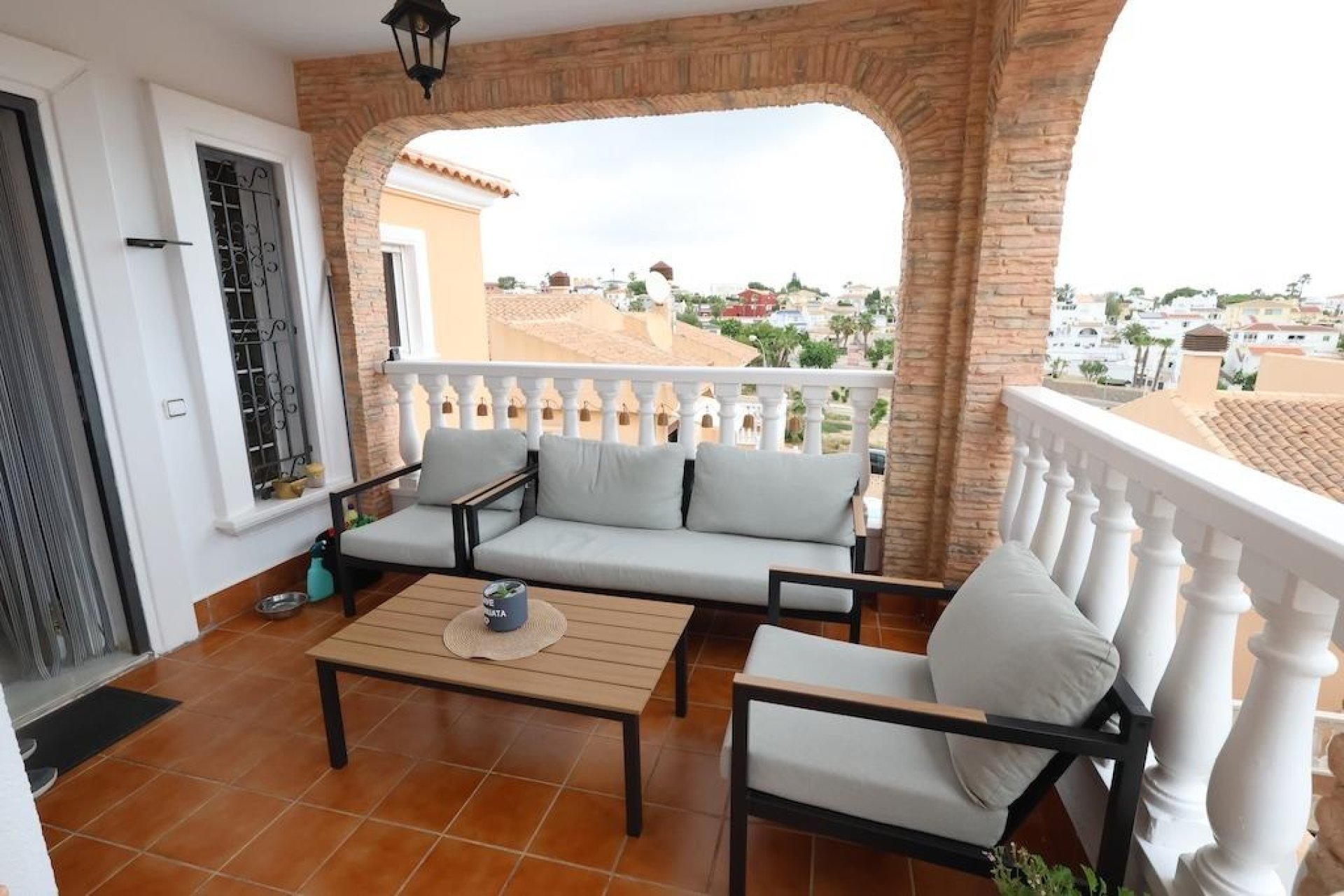 Herverkoop - Villa -
San Miguel de Salinas - Inland