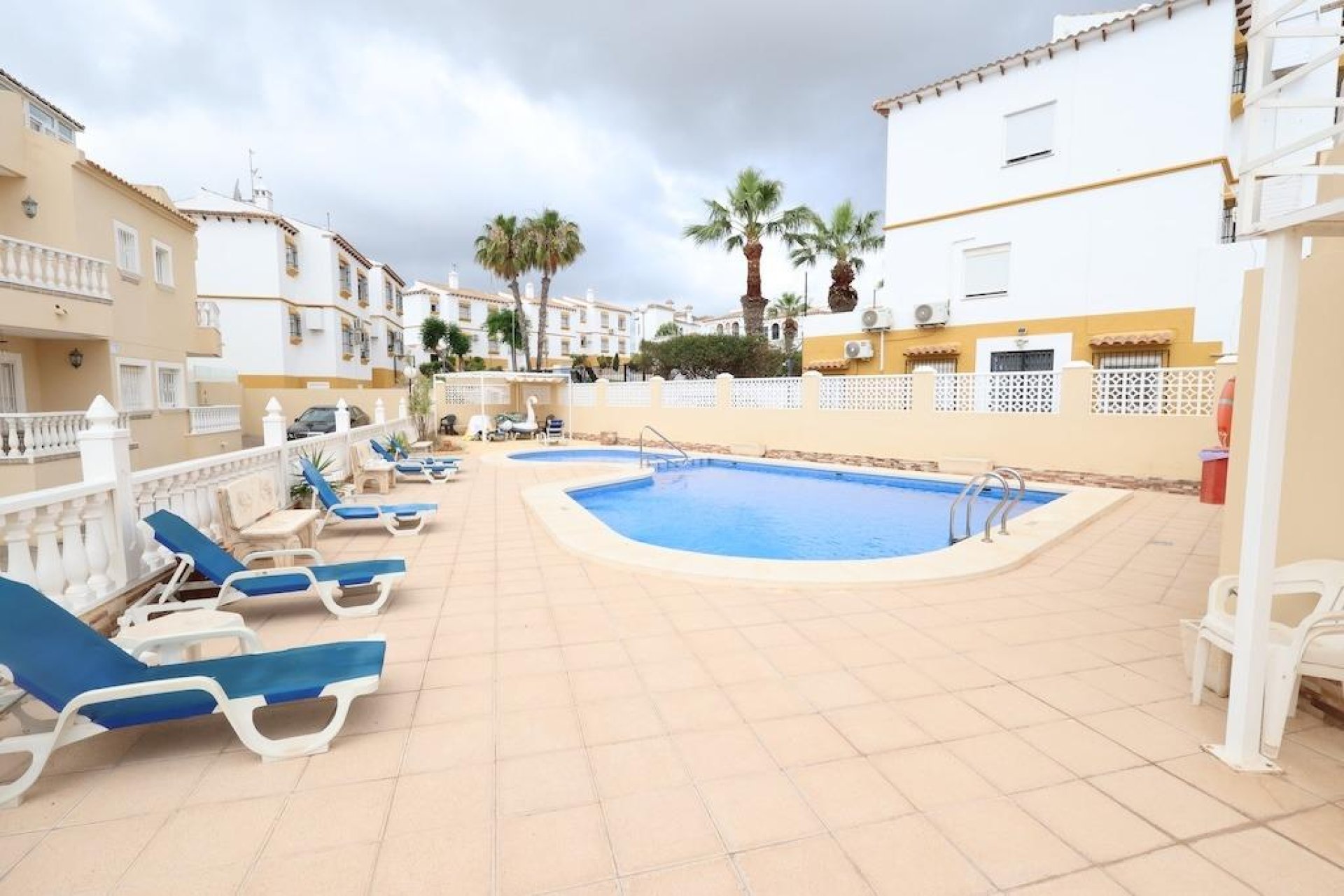 Herverkoop - Villa -
San Miguel de Salinas - Inland