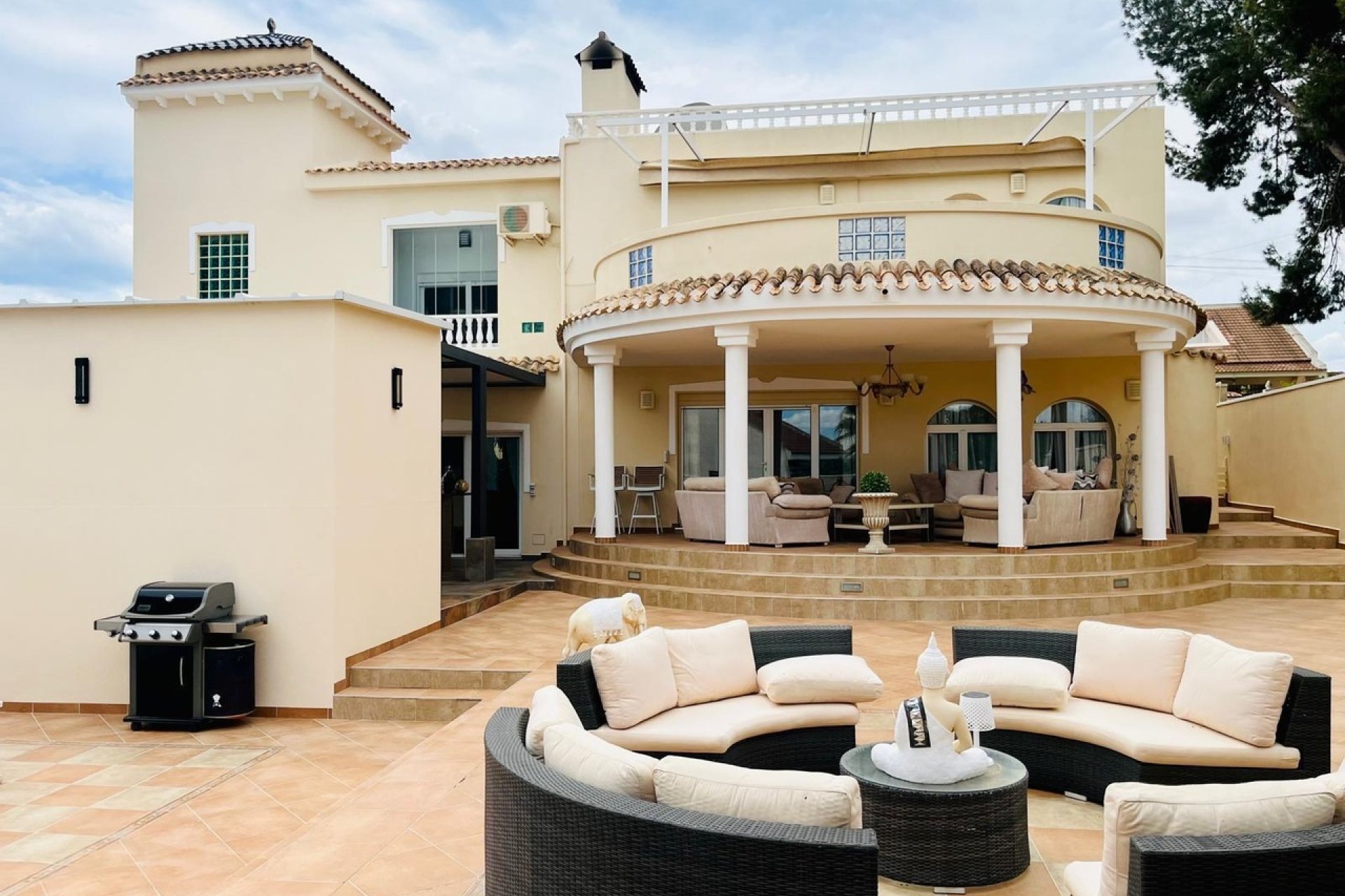 Herverkoop - Villa -
San Miguel de Salinas - Inland