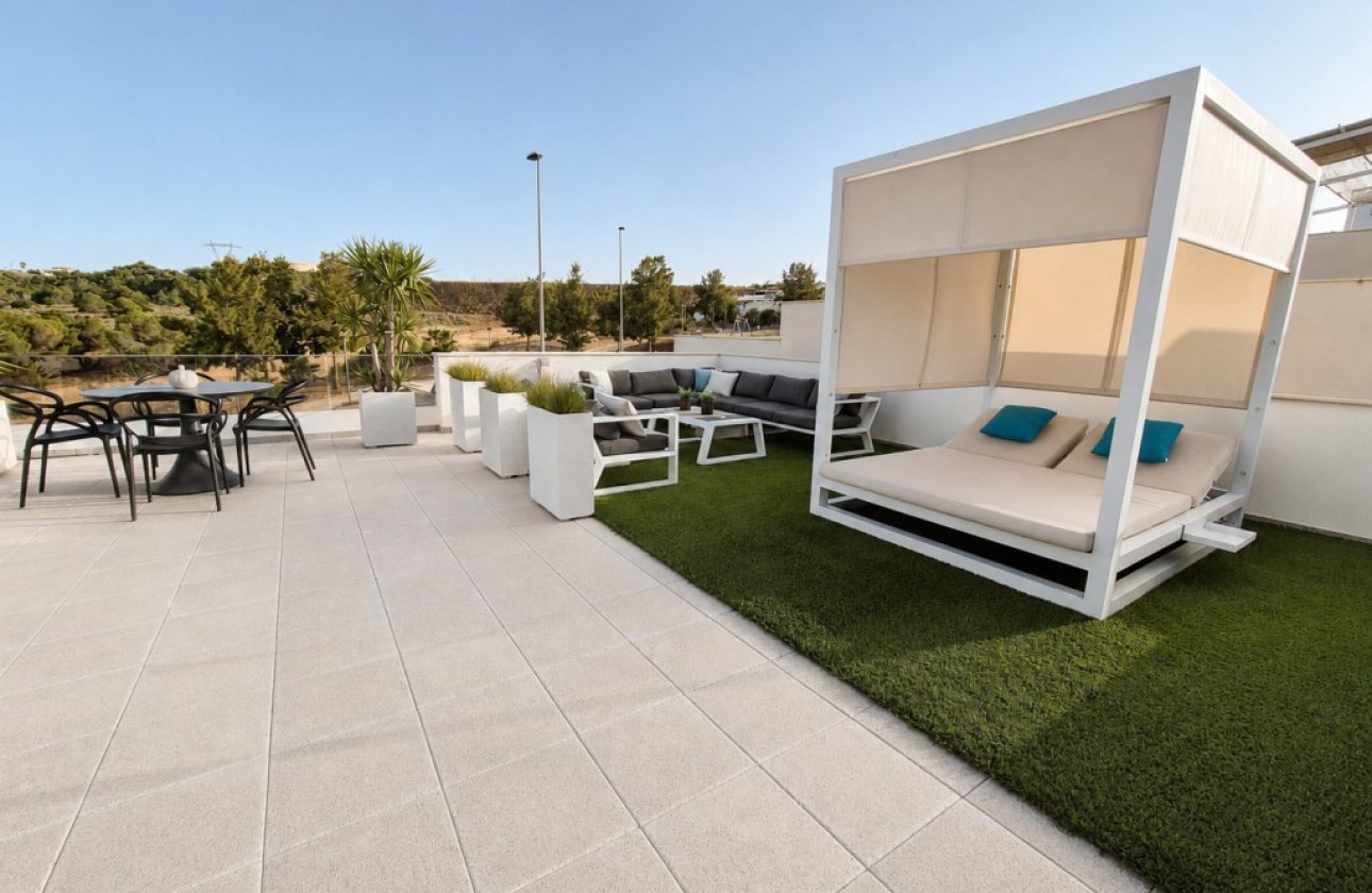 Herverkoop - Villa -
San Miguel de Salinas - Inland