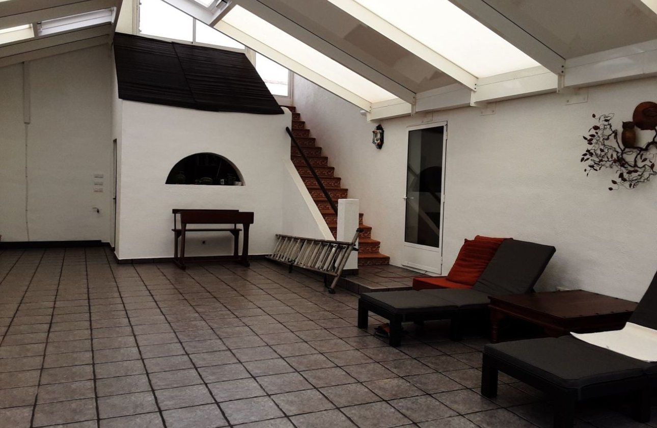 Herverkoop - Villa -
San Miguel de Salinas - Inland