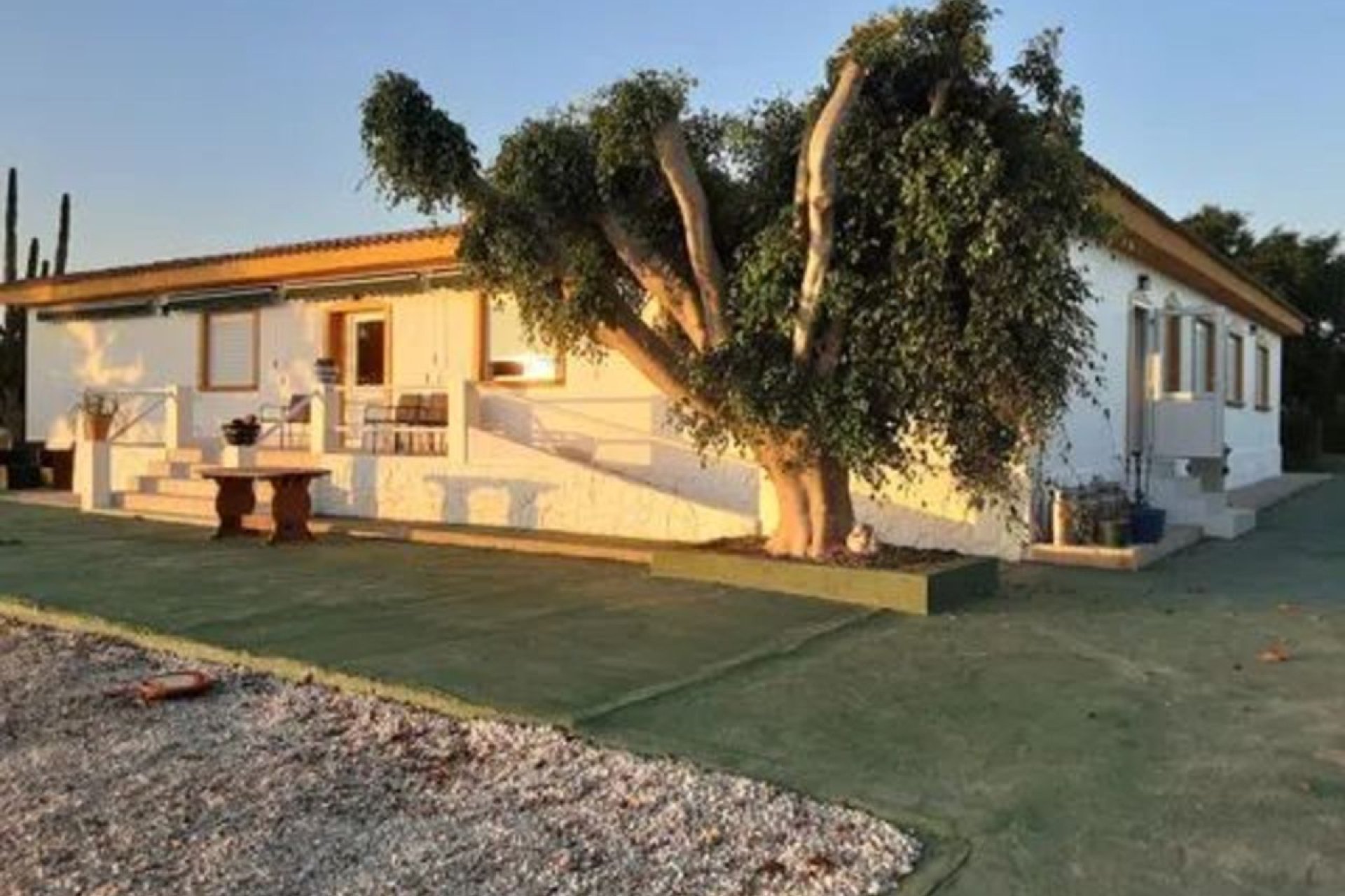 Herverkoop - Villa -
San Miguel de Salinas - Inland