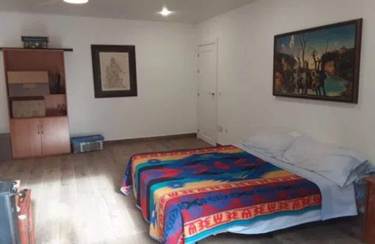 Herverkoop - Villa -
San Miguel de Salinas - Inland