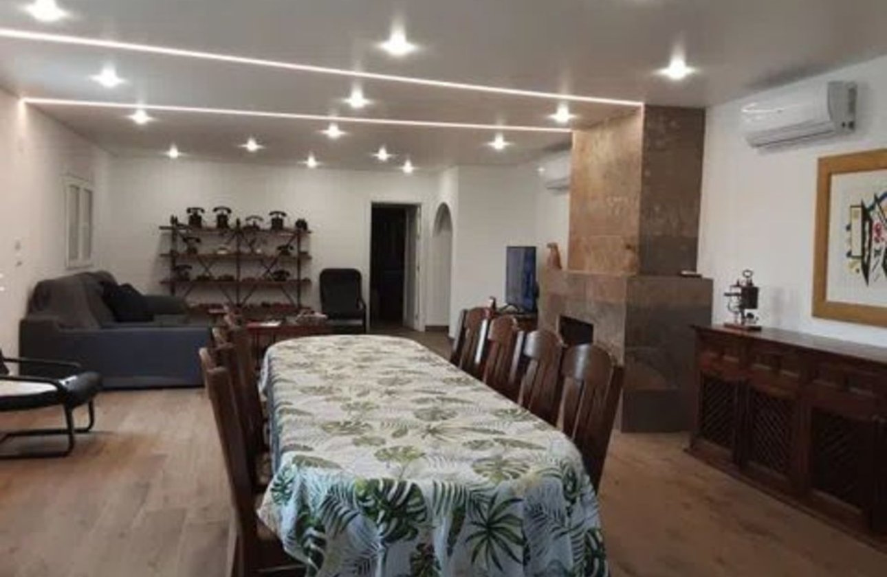 Herverkoop - Villa -
San Miguel de Salinas - Inland