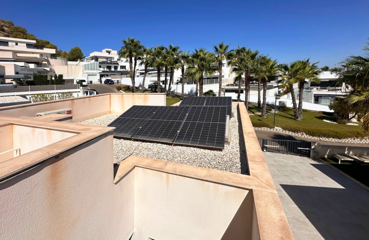 Herverkoop - Villa -
San Miguel de Salinas - Inland