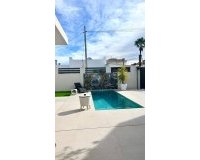 Herverkoop - Villa -
San Miguel de Salinas - Urbanizacion Blue Lagoon