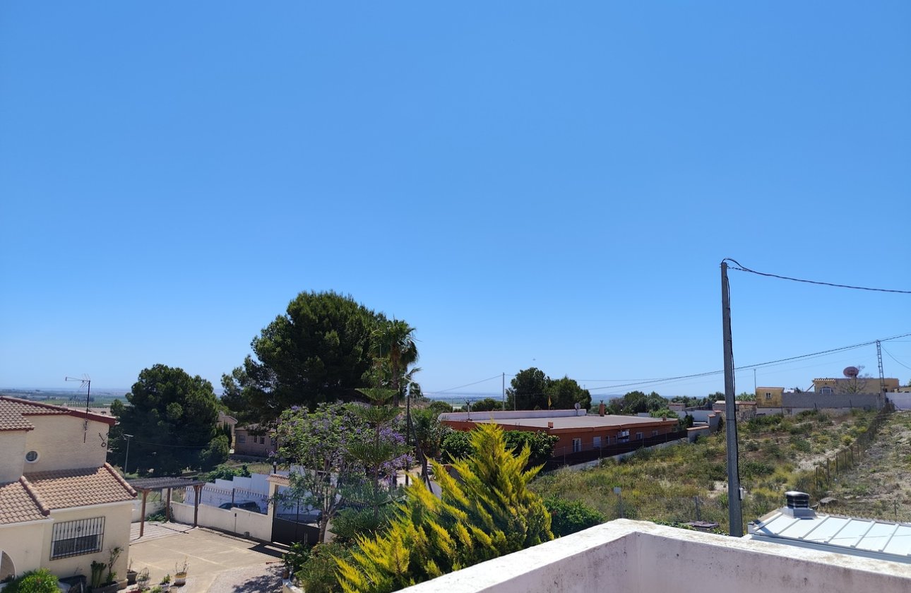 Herverkoop - Villa -
San Miguel / Vistabella Golf - Inland