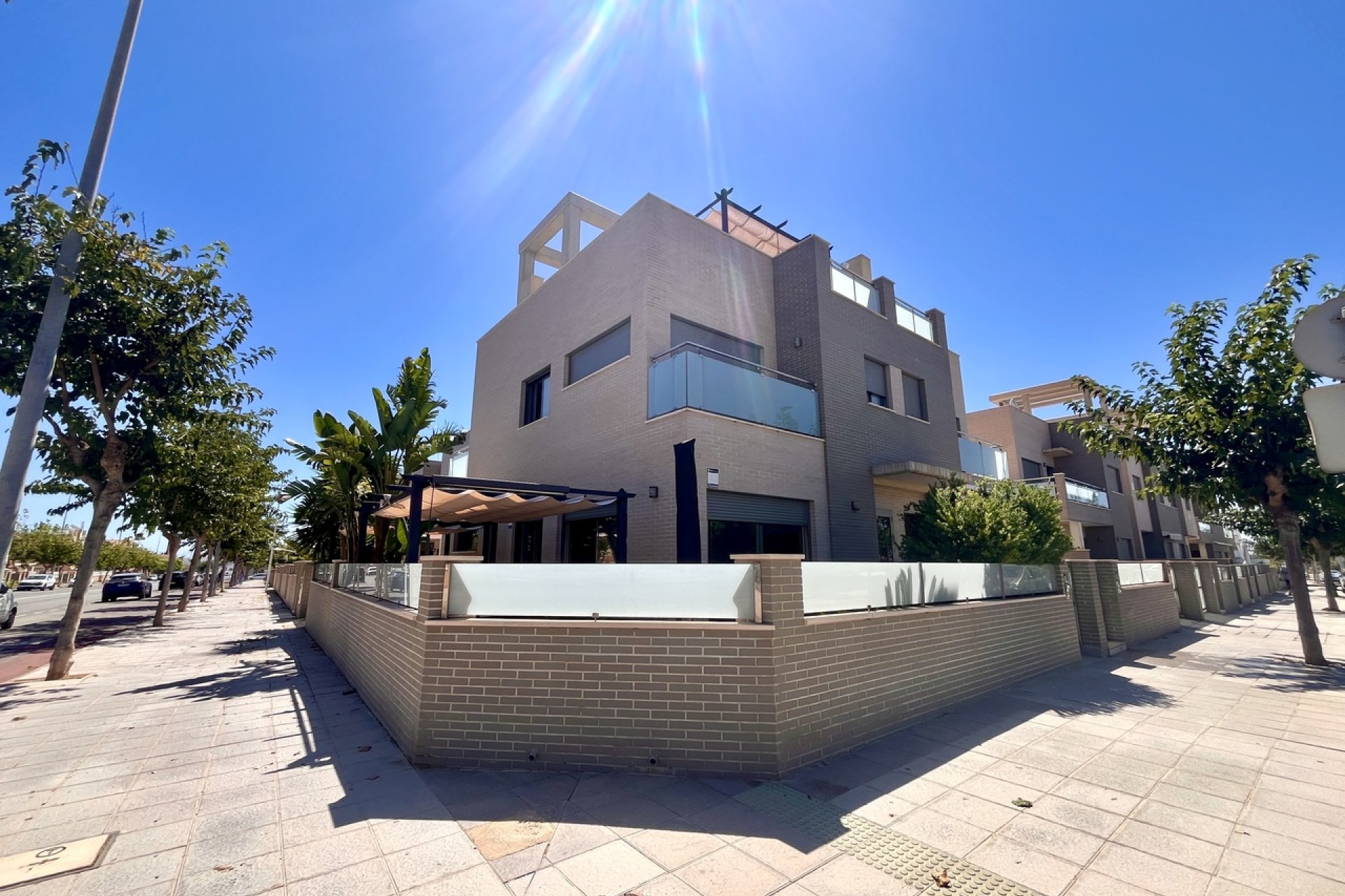 Herverkoop - Villa -
Torre de la Horadada - Costa Blanca